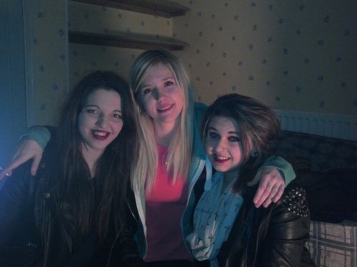 jessyc123peepee's profile picture. I like robbie williams, if you don't we cant be friends.