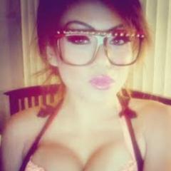 .. coon  a cabeça erguiida e manttendo a ffé eiin DEUUS ♫♪*
