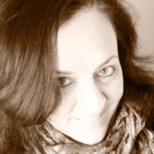 Advocate & Lobbyist, Former State Rep, Artist and avid furniture flipper, Obsessed with DIY, passionate about life, Cat mom