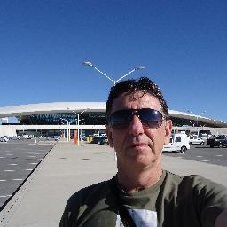 Corretor de Imóveis, com foco região central, universidades e praias da ilha de Florianópolis. dentre elas, Jurerê Internacional...
