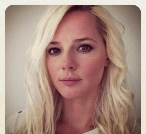 MissTientje's profile picture. works @ by maud workshops tilburg   Penningmeester Stukafest 2012 works @ bij maud eten& drinken