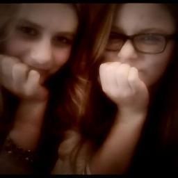 Hey, we are two dutch fans of Austin Mahone #lovehim