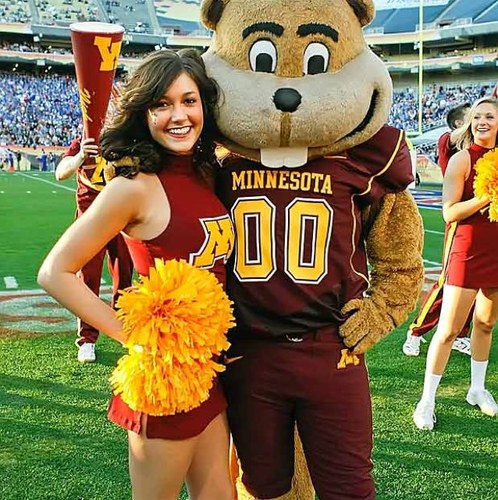 Just like @KUBoobs the University of Minnesota has a #boobment. Show your school pride and submit pics to MinnesotaBoobs@gmail or u can SnapChat MinnesotaBoobs