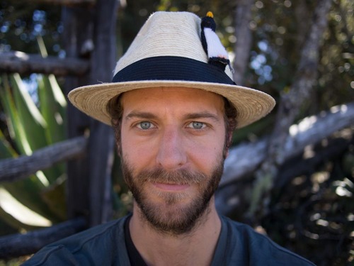 Traveler, hiker, blogger, photographer.
Sharing tips, adventures, and inspiration on travel.