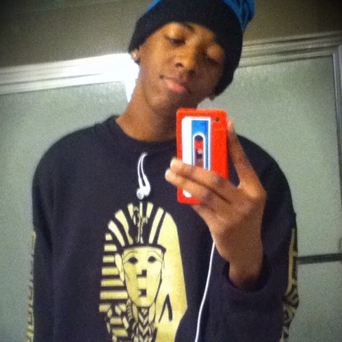 @TaylorGangOrDie @JuniorGang #UnderRated Gang #Promoter IG: @underratedtazz Facebook: Amariya Manley
