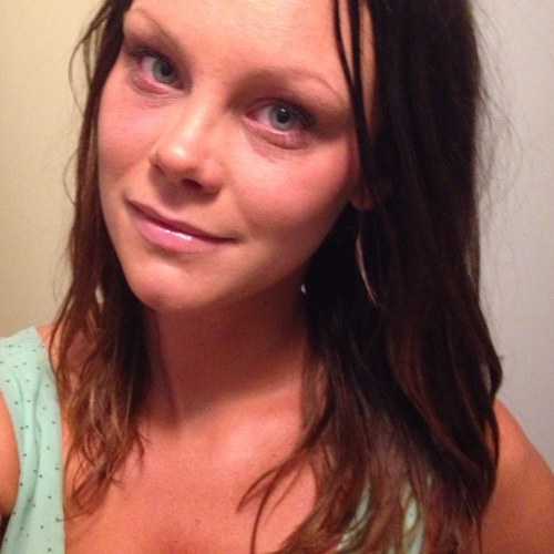 FiaWall's profile picture. Utbildad lärare för F-6. Går specialpedagog programmet. Jobbar som specialpedagog på ett friskolegymnasium i gbg. Tror på den aktiva, kunskapstörstiga eleven.