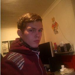 barnsley till i die, COYR! -toria lovethee, btw dont like what i tweet ur know were the unfollow button is.