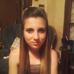 i love to hang out with my bff alot. i love my mom and family33333