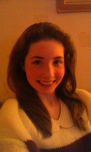 phoebeb12's profile picture. 