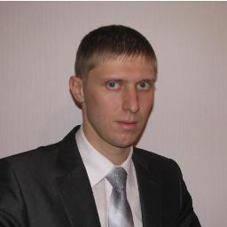 Я интернет предприниматель. В прошлом работал программистом, потом менеджером по продажам. Сейчас активно развиваю бизнесе в Интернет.