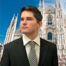 Candidato come consigliere regionale nella regione Lombardia per la provincia di Milano nella lista 3L lavoro e libertà del professor Tremonti.