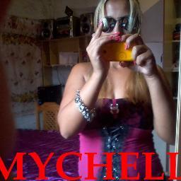 MICHELLEGLAMURO's profile picture. SOU  AMIGA SINCERA ODEIO FALSIDADES ADORO FESTAS * GALERA ME SIGAM