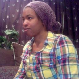 LoopedStitches's profile picture. 