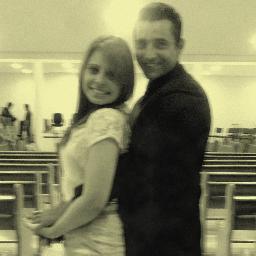 Serva de Deus. Tenho Jesus, Amo Jesus de todo o meu coração,sou Dele,vivo para Ele e quero morar eternamente com Ele! Membro da Igreja Assembléia de Deus.