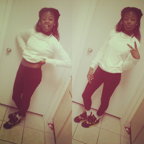 Im Ahhhh Sneaker Head.!!!! ♡♥♡♥♡♥⇦⇧⇨⇩☜ ...