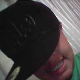 eu tenho 13 anos fzia aula de dança adora cantar e no futuro pretendo ser adivogado odeio matematica gosto de inglês amo muito ir no mc donalds e etc.....