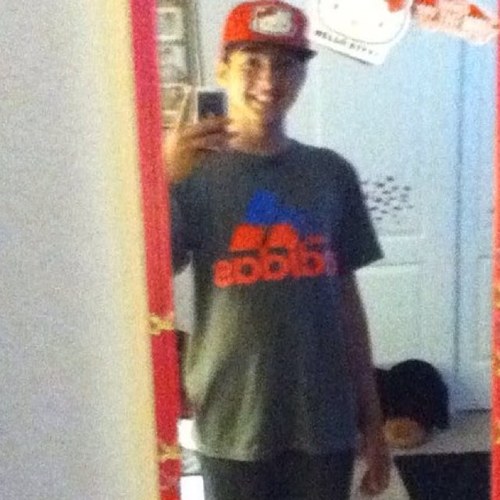 OpTicRedCandy24's profile picture. Canadian I post Funny pics,Life Quotes,Pictures In my life people in my life My goal is 300 Followers!!:)