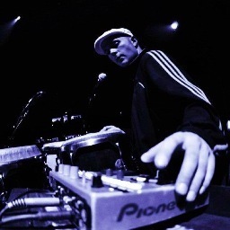 PERFORMER, PRODUCER, RECORDING ARTIST, EDUCATOR Reggae, Hip-Hop, Soul, Funk, and Afro-Cuban music