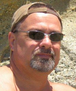 TTBarham's profile picture. 