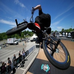 forestspinal's profile picture. My name is Romka,born in ithuania,Living in London..Big fan oh Black humour and stret BMX,just friendly shmuck :) please follow,will follow back:)