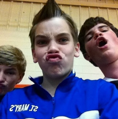 FollowS61641872's profile picture. 