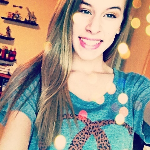 instagram @meganveezy
