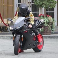 Angela ♕ Graves ☮ღ♫ (@biebsducati) 's Twitter Profile