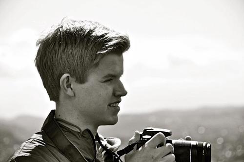 I'm a young photographer & artist.