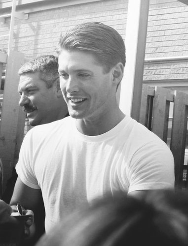 Back up Account to @its_Brookie #Supernatural #Jensen #Jared #Jonas #PLL #HCR #SPNfamily 110% dedication