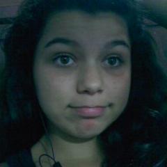 Me chamo Luana,em março eu faço 15 anos,tenho Namorado sim,e não,não sou bonita táh!