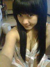 Menyenangkan :) Ketika menemukan dirimu tersenyum tanpa alasan, dan akhirnya menyadari Bahwa kamu yang istimewa yang aku fikirkan