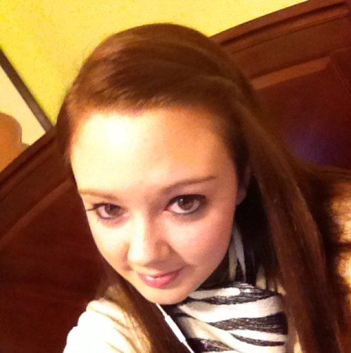 Its_allie and im just living my life to the fullest!