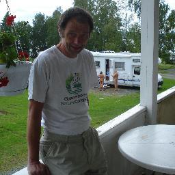 jag är en enkel kille 60 år gillar naturistmen är öppen sinnign av mej för söker vara mej själv  finns även på facebook
