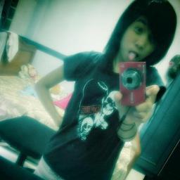 im simple Person But i hate the person?? he break my heart..:) Fallow me FOr fallow??
CErtifieD SIngle?? 
 I LOVE @swagger :))