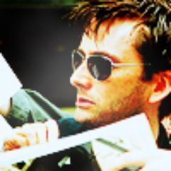 Openly gay and loves to shop. Bio in Link.18+Sherlock/DW/Multi-Verse(10th Doctor,hiatus)