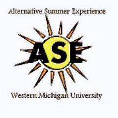 Alternative Summer Experience at Western Michigan University allows students to travel the country and volunteer with a variety of causes!