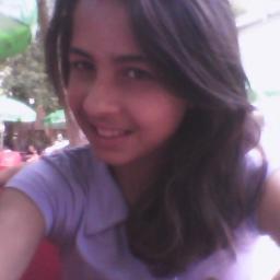 Olaá/seguidores/Amigos hahah' tudo q tenho a dizer  é qee sujeei minha camisa do bobs de Brigadeeiroo Raivaa mtta Raivaa