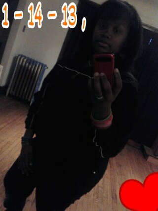 Im real cool , fun , andd bii-polar @ tiimesss .