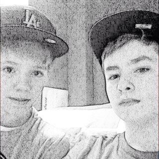Follow my bro's ook @_thomas97_ & @_jobo98_