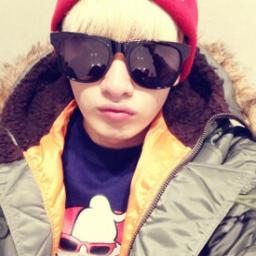 Fan-based dedicated to our 15 shining boys Super Junior (슈퍼주니어) ♪♬ http://t.co/7hHQS5dV

Pearl Sapphire Blue Land · http://t.co/d0BqDKrf I Love Super Junior
