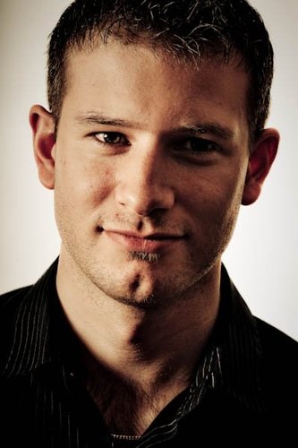 Lead singer of the Audiopimps!