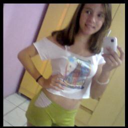 OOii& Tchal  *---*
Segue aeee..Que eu siigo diii voooltaa iii indiicoo..*---*