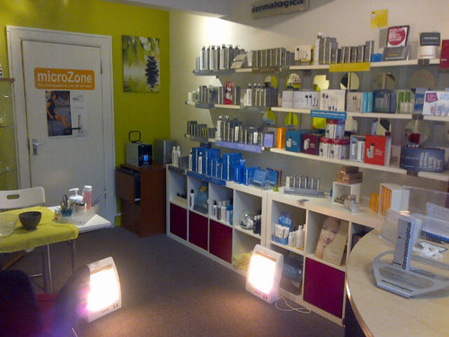 We are a beauty and skincare salon based in skipton , we. Are a dermalogica salon. Also carry out a number of differnent treatments including laser hair removal