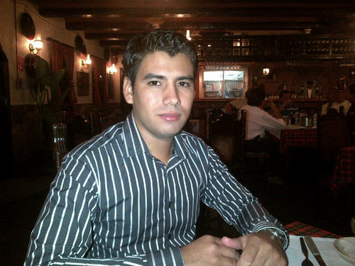 superxp's profile picture. Ciudad Bolívar-Venezuela
 06-10-1984
  Ingeniero Electrónica.