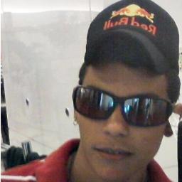Fé no Pai que o Inimigo Cai  (y'     -     MSN - lucas.o.boy@hotmail.com