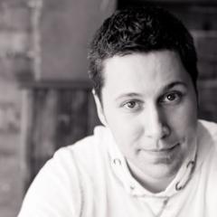 JeffDess's profile picture. Web designer and developper, double bass and bass guitar player