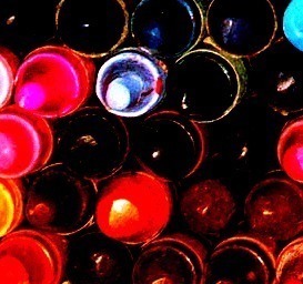 Fou de #Design, #Architecture, #Photo et #Video - Adepte de la Claque Visuelle ! 'Seuls les Super-héros peuvent s'offrir une vie en couleur.'
de A.Moore