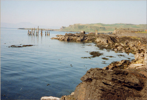 Specialist day tours to the Western Highlands of Scotland. Each tour includes a private boat charter ideal for spotting wildlife and wonderful scottish scenery