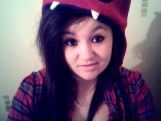 Arrh D; Meep i'm Chloe, i'm random. I'm 16, i hate stereotyping, and moody people. Follow me and i'll follow back. I love Jakey mwopp ;3