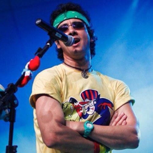Analista de Sistemas e Vocalista da Banda Chevette Hatch - A melhor de Anos 80, por enquanto de MG.